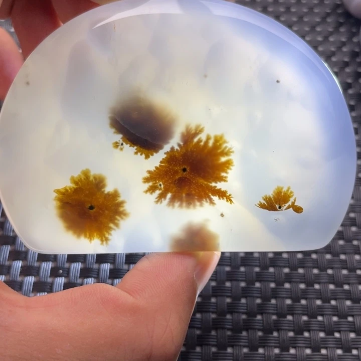 玛瑙/玉髓颈饰未镶嵌好****5
