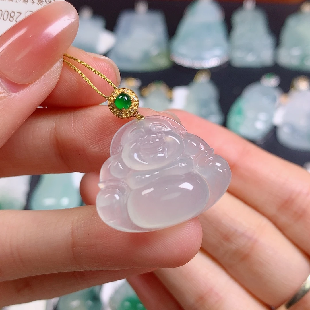 颈饰18K金镶嵌翡翠