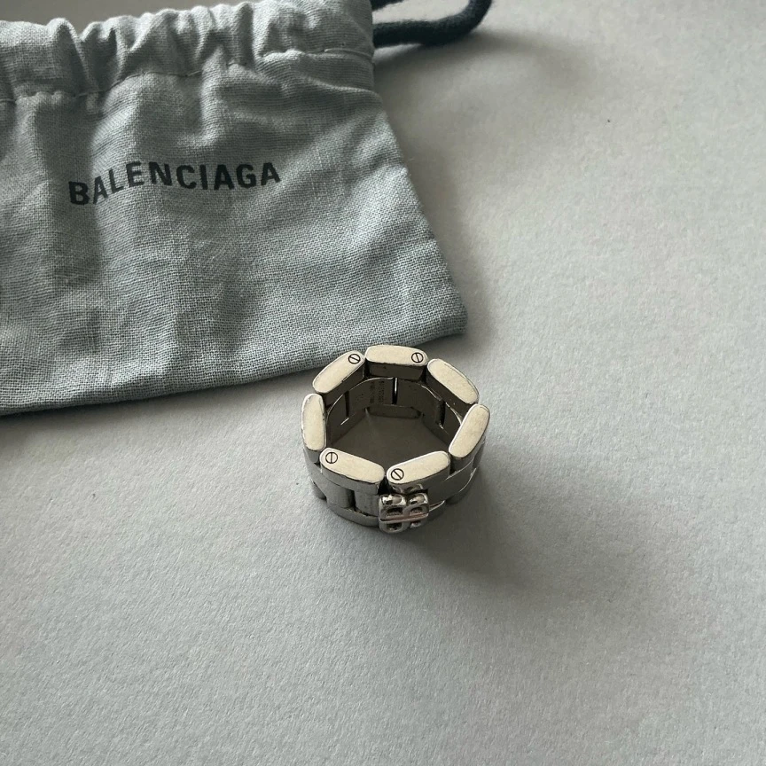 95新 Balenciaga/巴黎世家 （pm）双B做旧表带戒指 54码/2171