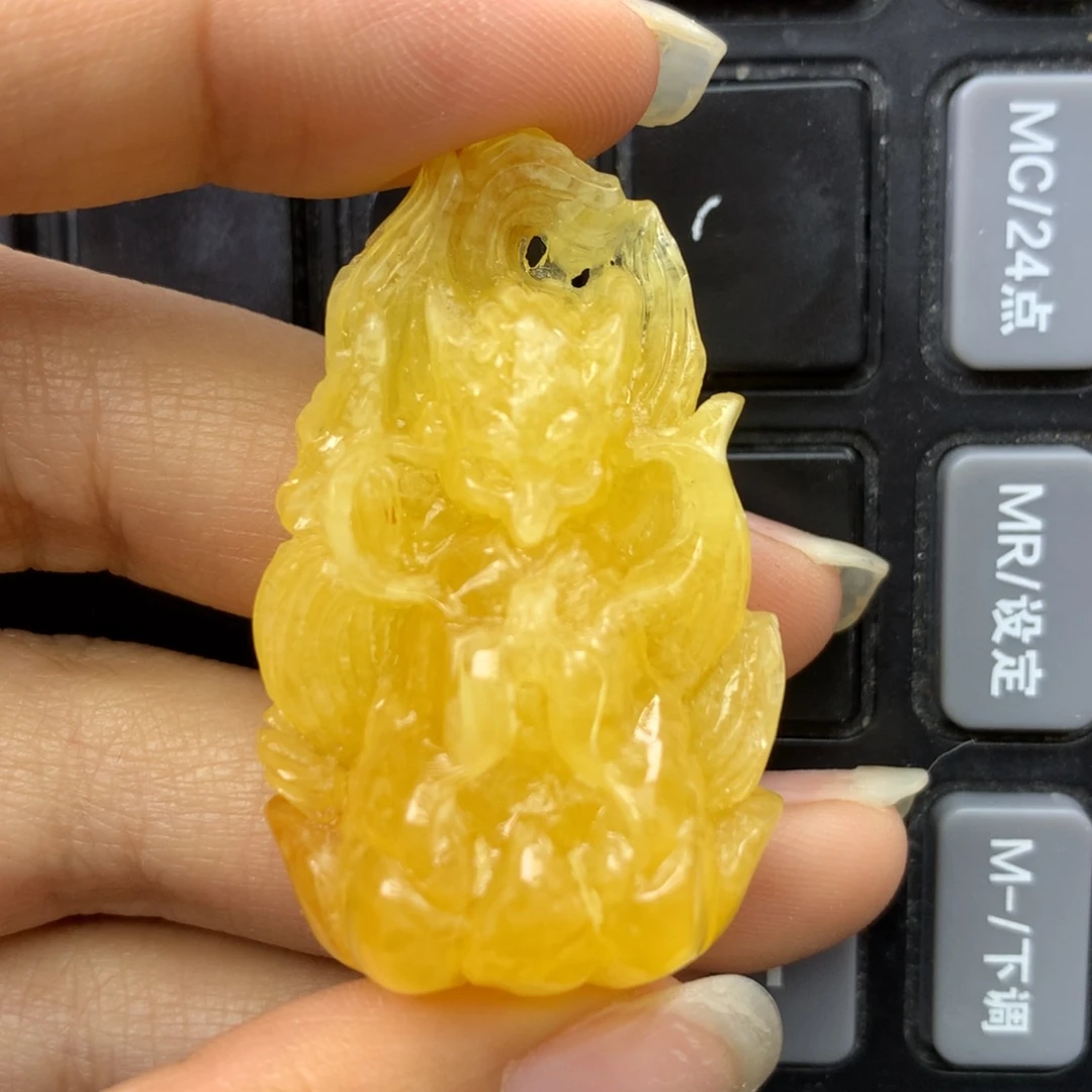 琥珀未镶嵌珠宝奇石