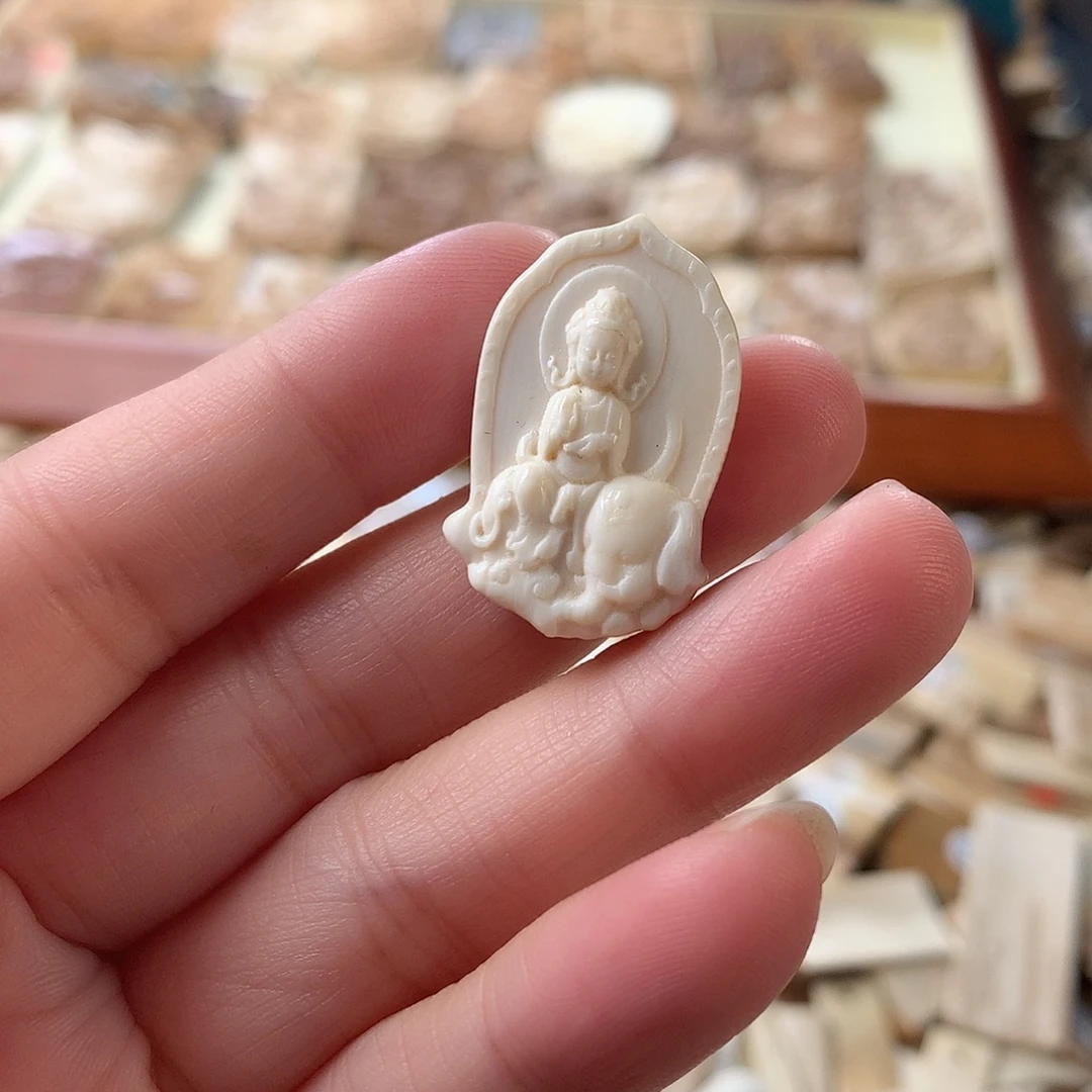 泥塑不打孔联系客服