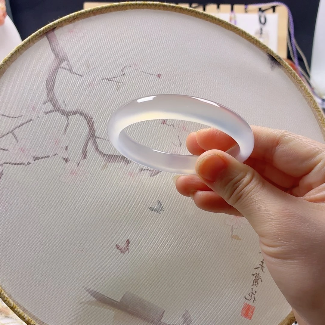 小***Z玛瑙/玉髓未镶嵌手镯