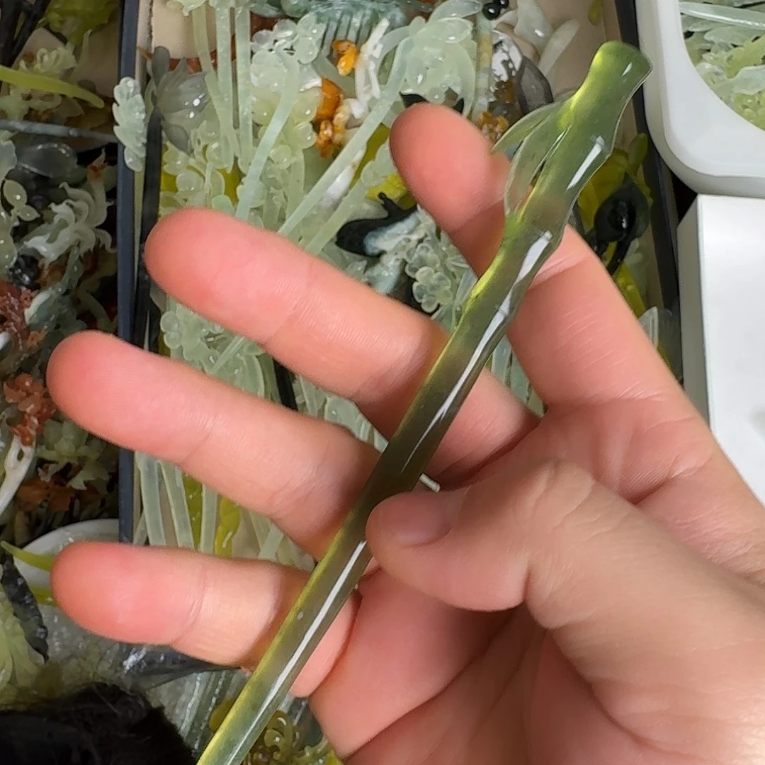 蛇纹石玉未镶嵌发饰