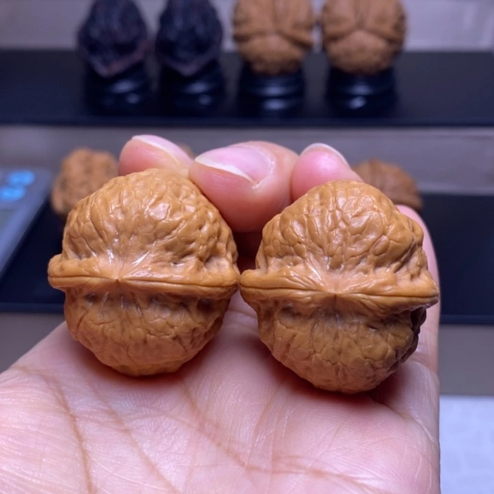 把件文玩核桃粗筋钢蛋萌萌包63