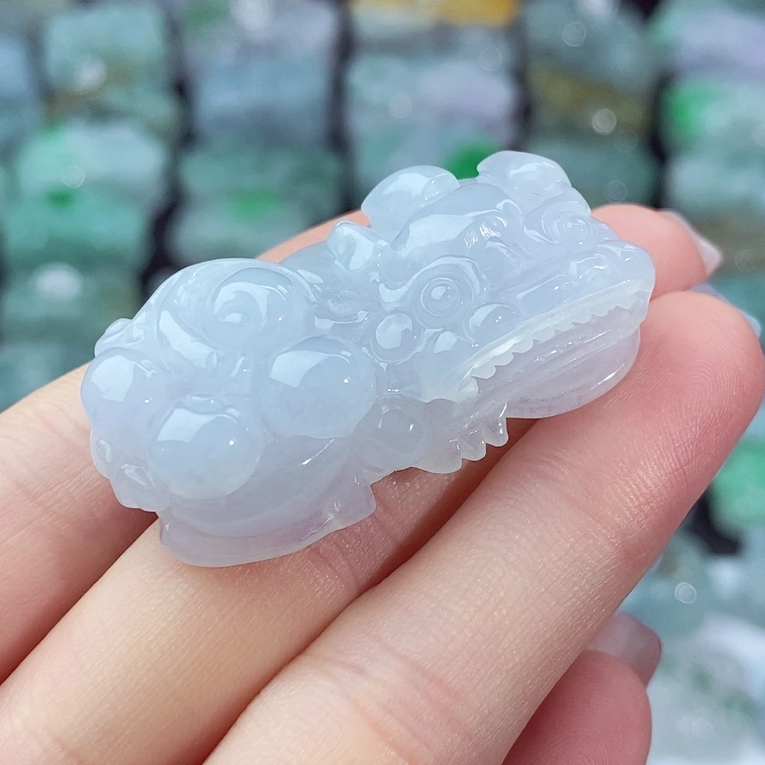 颈饰未镶嵌翡翠天然