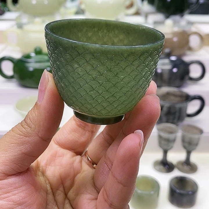 未镶嵌和田玉挂件杯子