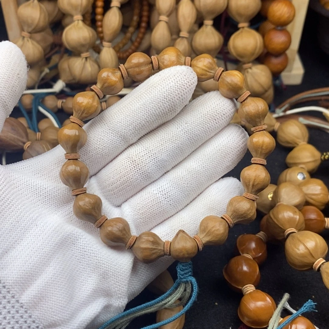 a***g手串/手链橄榄核1313三花蜜桃臀17颗