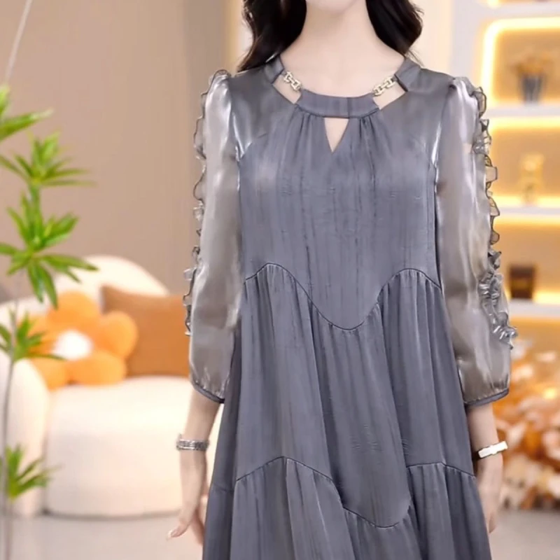 高档纯色绮罗缎连衣裙女2025春季新款洋气修身遮肉显瘦中长款裙子