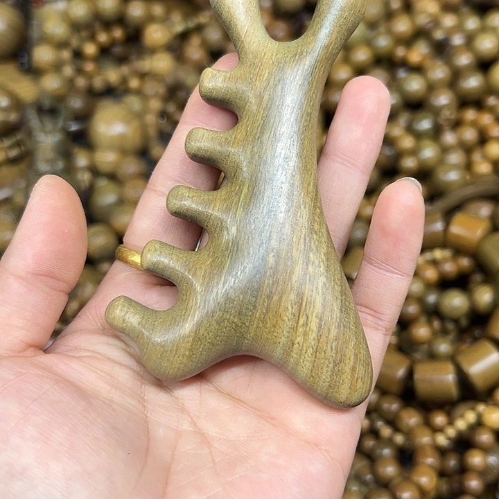 维腊木（绿檀）无事牌
