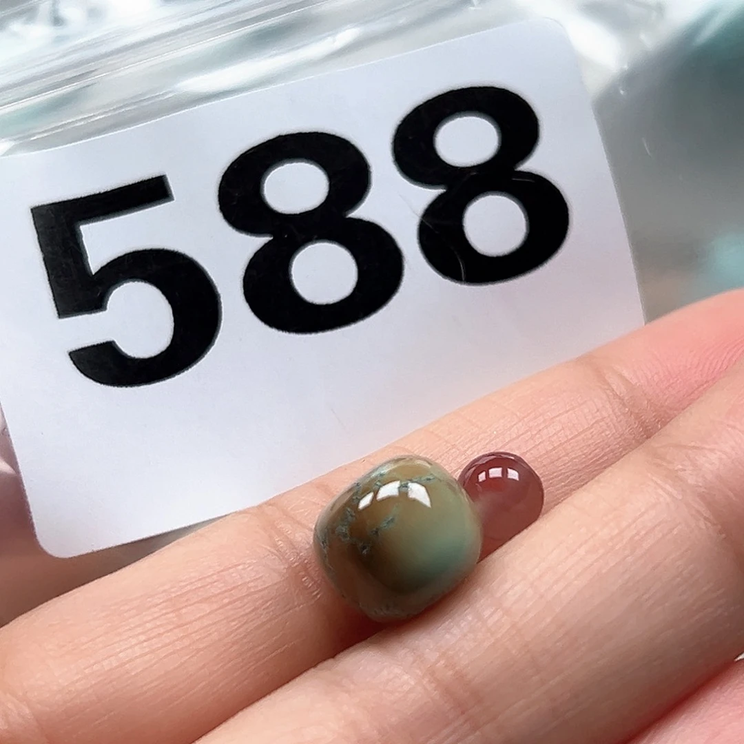 南红玛瑙颈饰未镶嵌