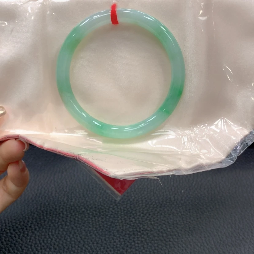 【闪购商品】翡翠手镯未镶嵌翡翠