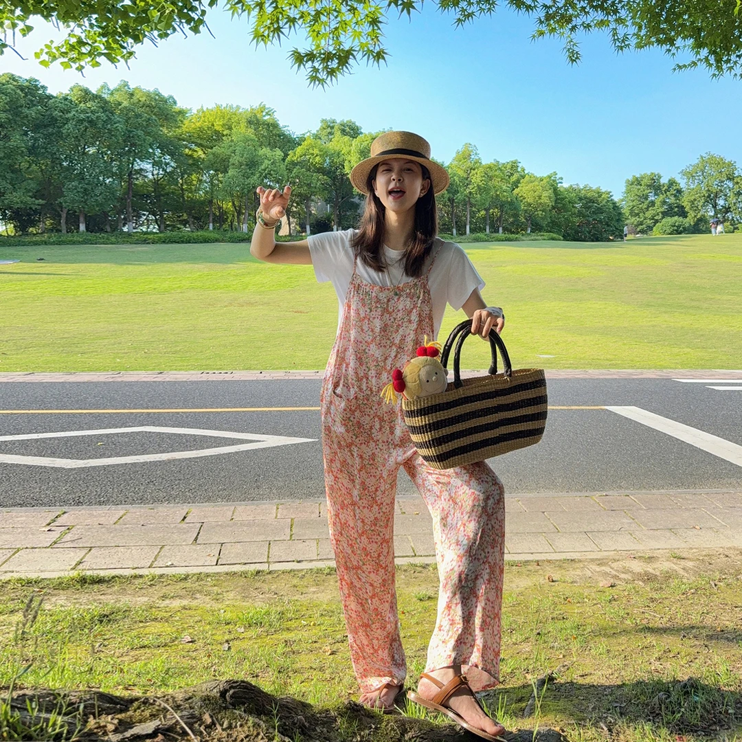 莉贝琳sisy背带裤洋气彩色印花显瘦光泽感锥形连体裤S25206TR06