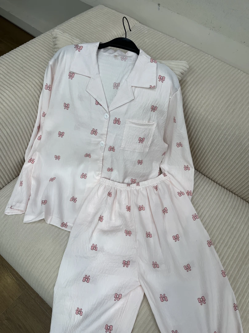 鑫燃KIKI 温柔可爱粉色蝴蝶睡衣套装 8832 KIKI