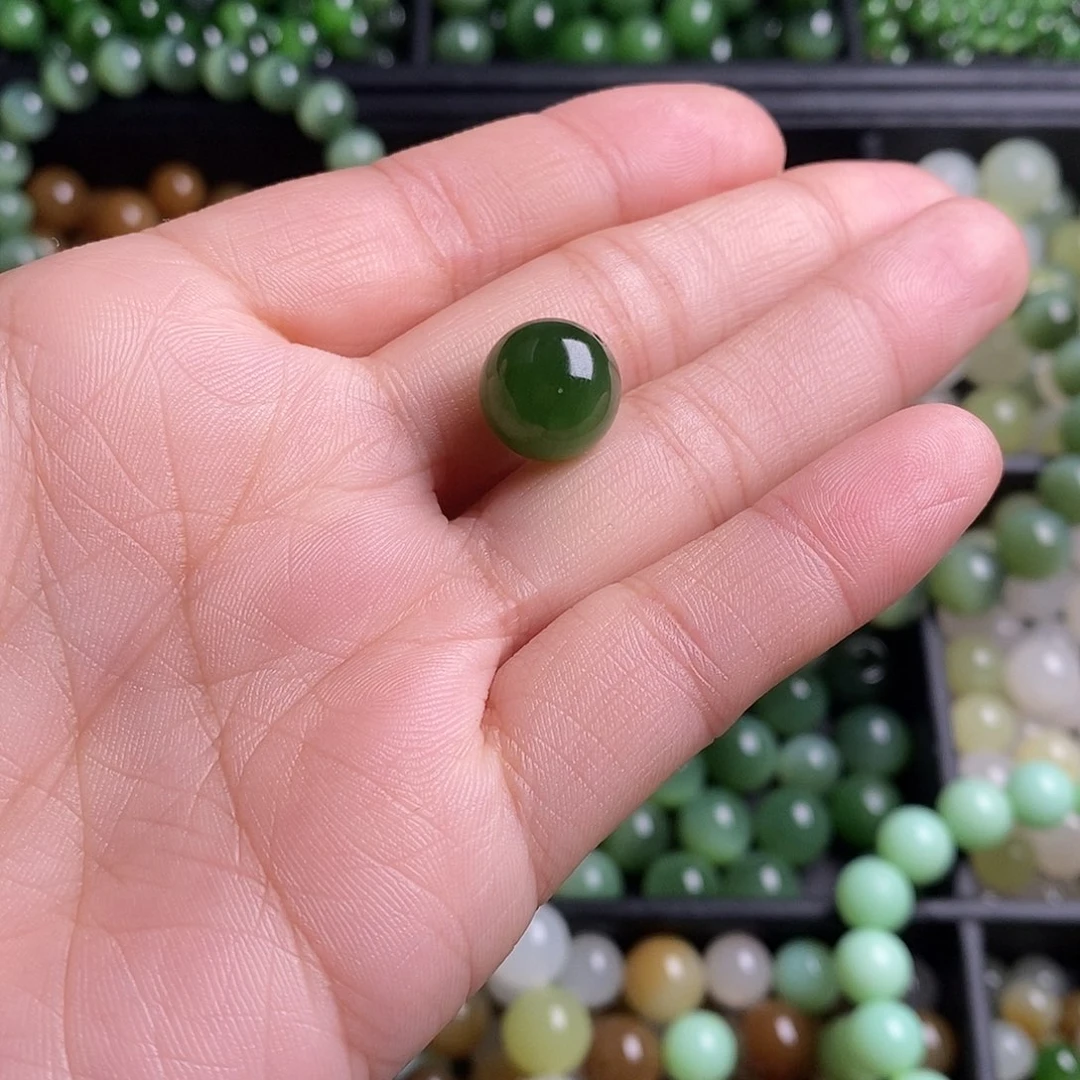 和田玉（碧玉）未镶嵌珠宝半成品