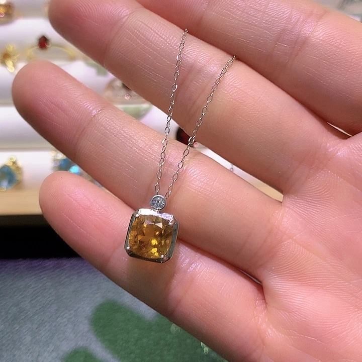 黄晶吊坠(赠链)银S925镶嵌