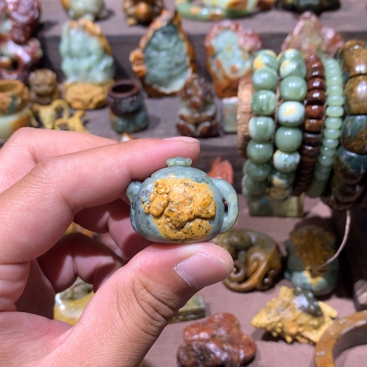 岫岩河磨玉（透闪石质玉）未镶嵌挂件