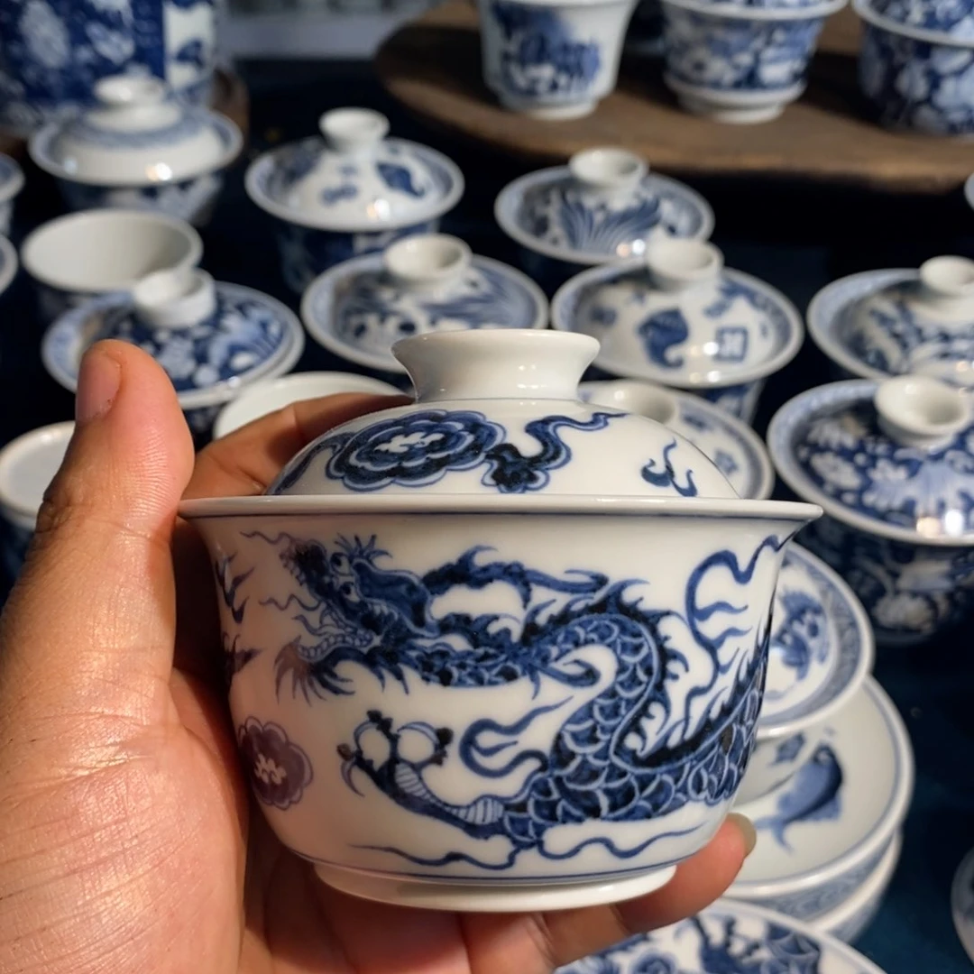 羊***来景德镇手工手绘陶瓷