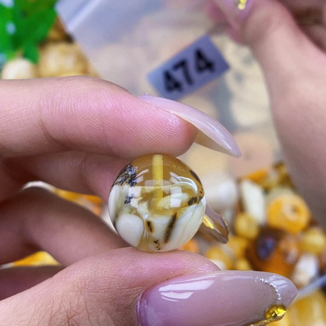 琥珀未镶嵌珠宝奇石15.8奥利奥
