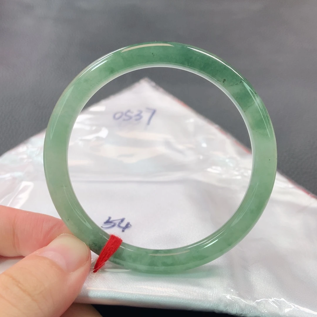 翡翠手镯未镶嵌0537号