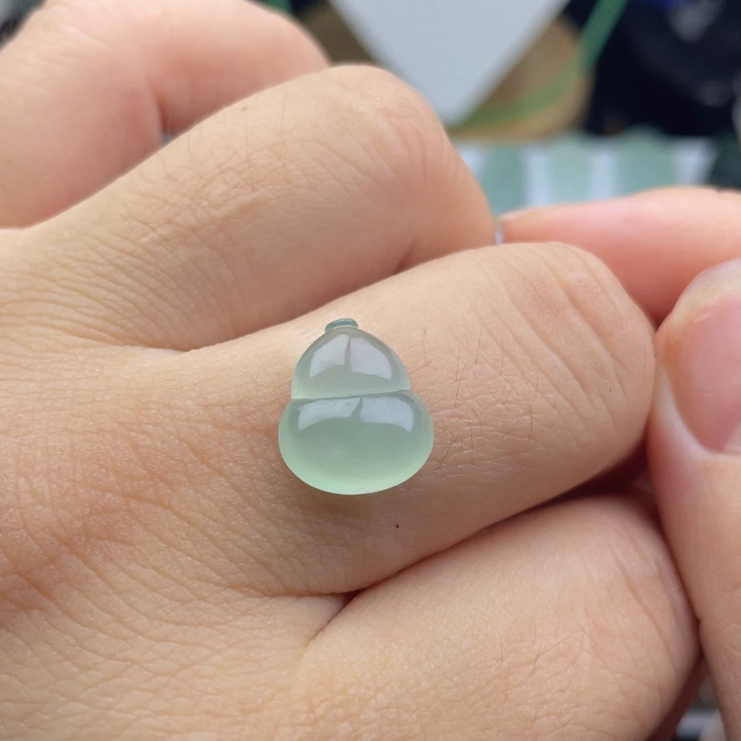 定制翡翠未镶嵌葫芦