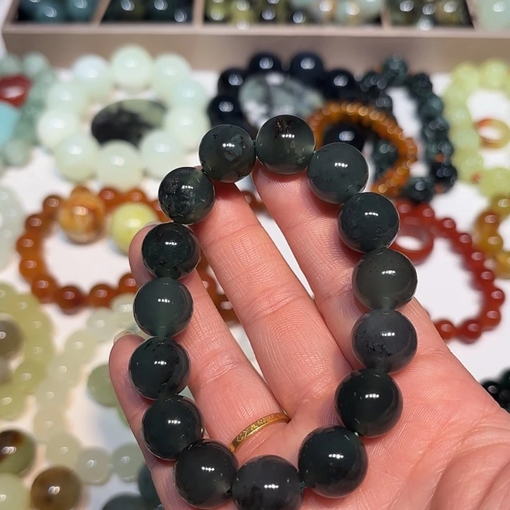 蛇纹石玉未镶嵌手串