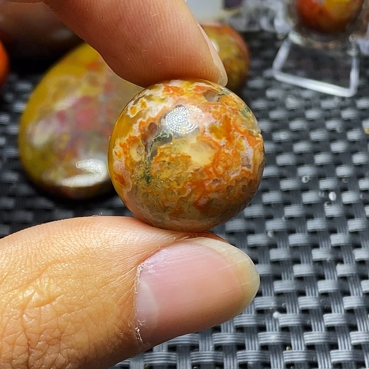 用***4玛瑙/玉髓未镶嵌颈饰