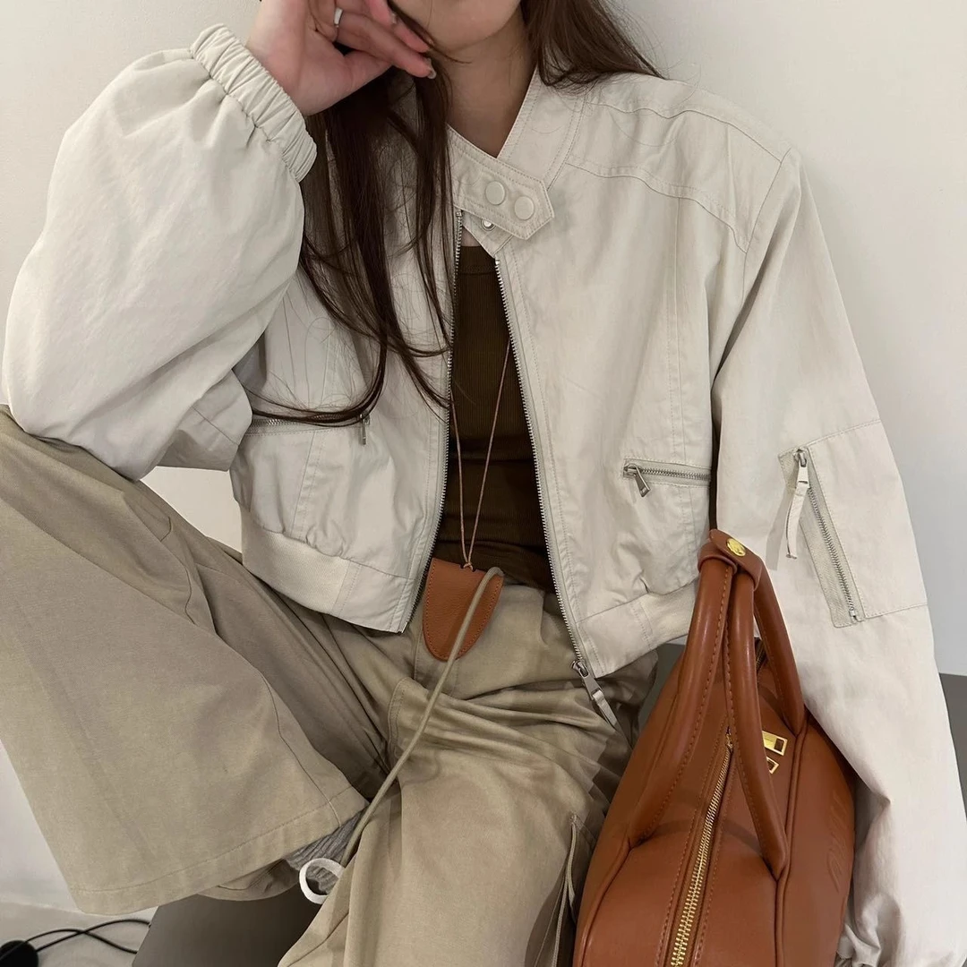 2052短款通勤立领时尚拉链短外套秋季上衣设计感8805