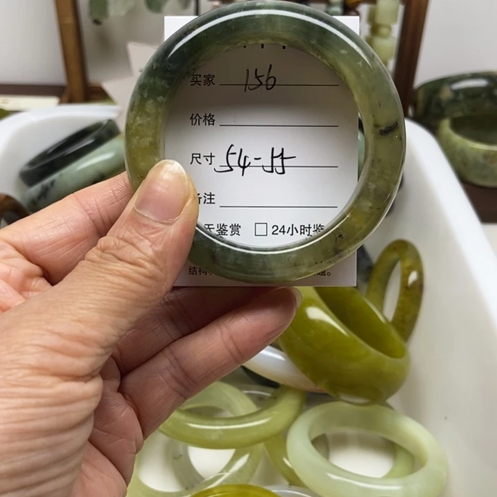 未镶嵌蛇纹石玉手镯
