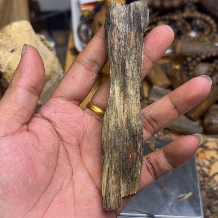 沉香沉香碎屑16克