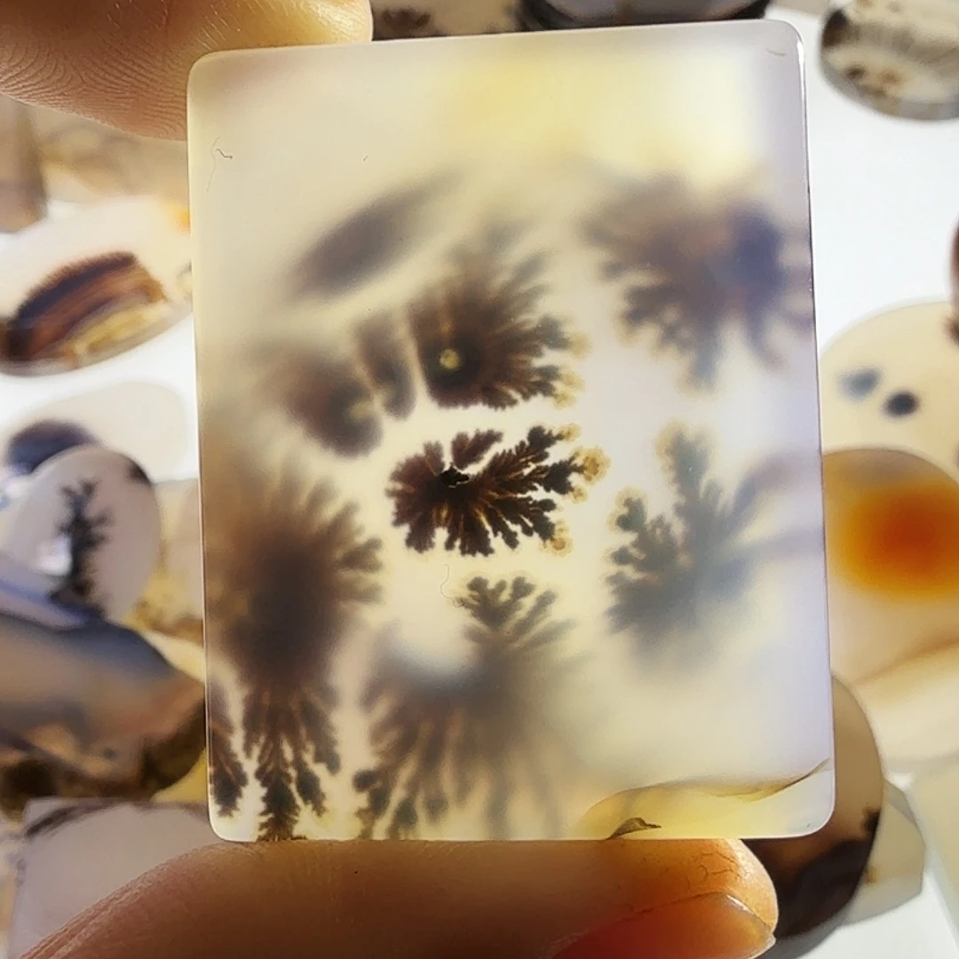 玛瑙/玉髓未镶嵌珠宝半成品