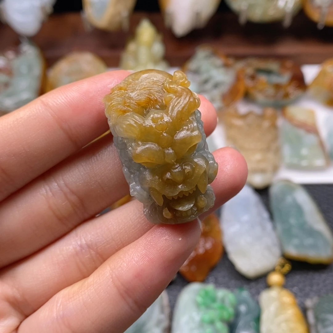 定制翡翠未镶嵌翡翠