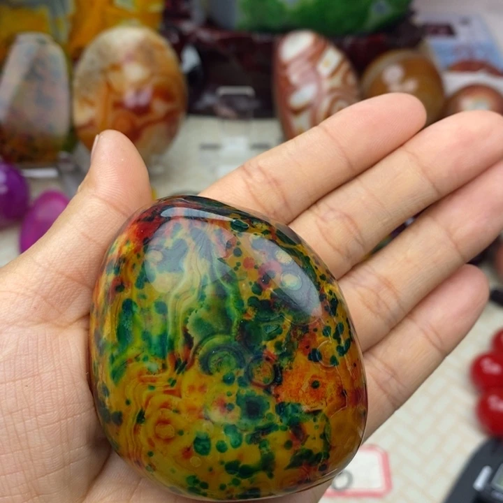 金***果玛瑙/玉髓未镶嵌颈饰