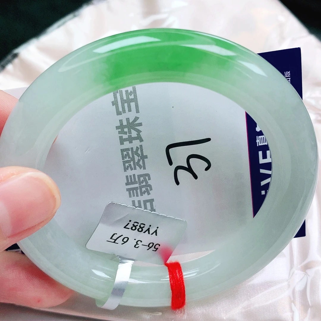翡翠未镶嵌手镯缅甸天然A货翡翠手镯