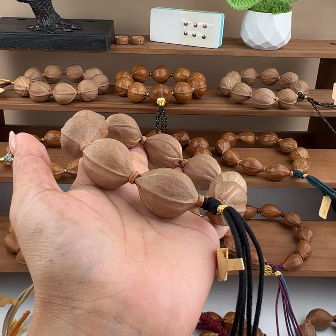 晴***朗吊坠橄榄核2229梅林铁核