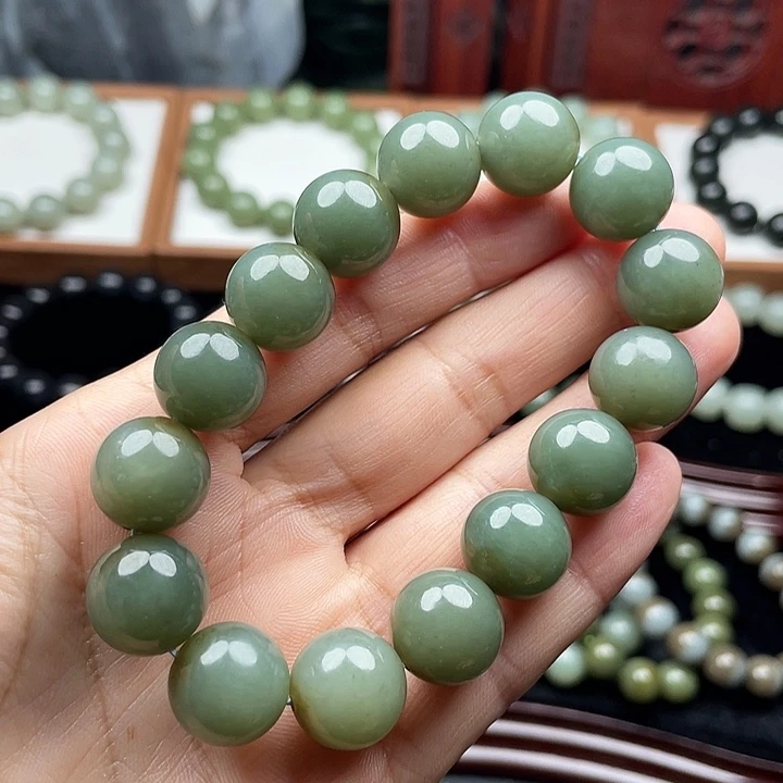 ****和田玉未镶嵌手串