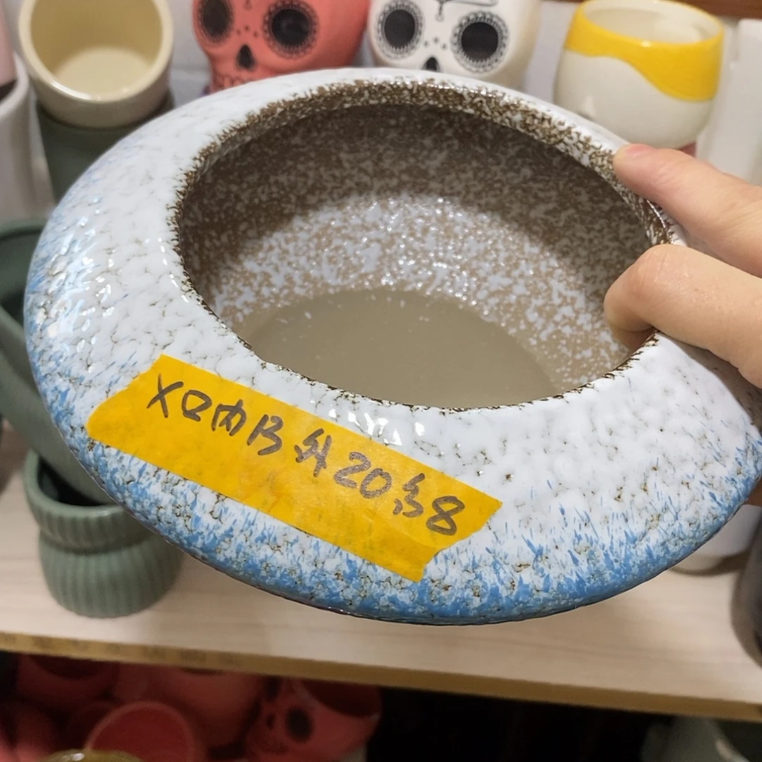 杯子陶盆有孔 瑕疵介意勿拍