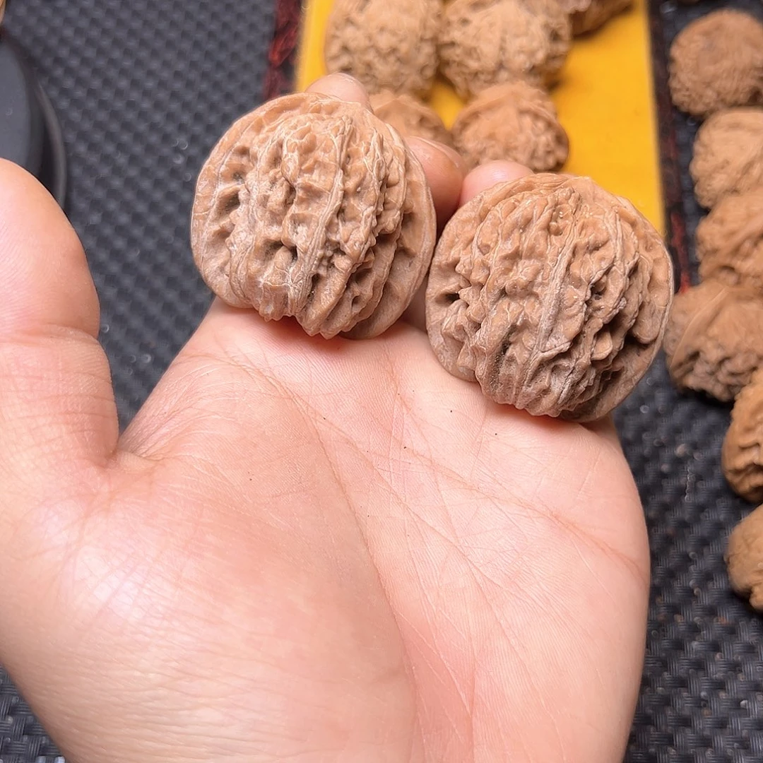 文玩核桃吊坠四座楼