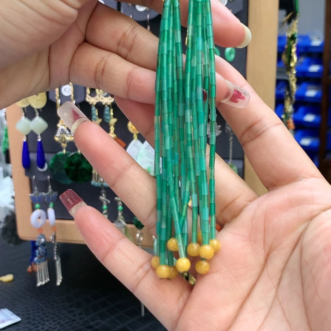 【闪购商品】翡翠耳饰未镶嵌甘****西耳坠