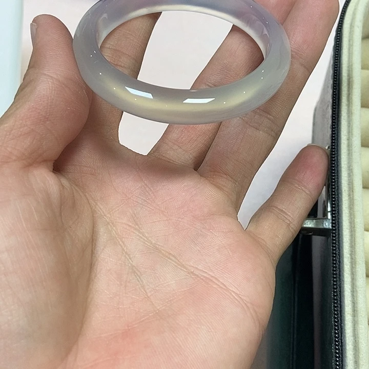 玛瑙/玉髓手镯未镶嵌L*L213