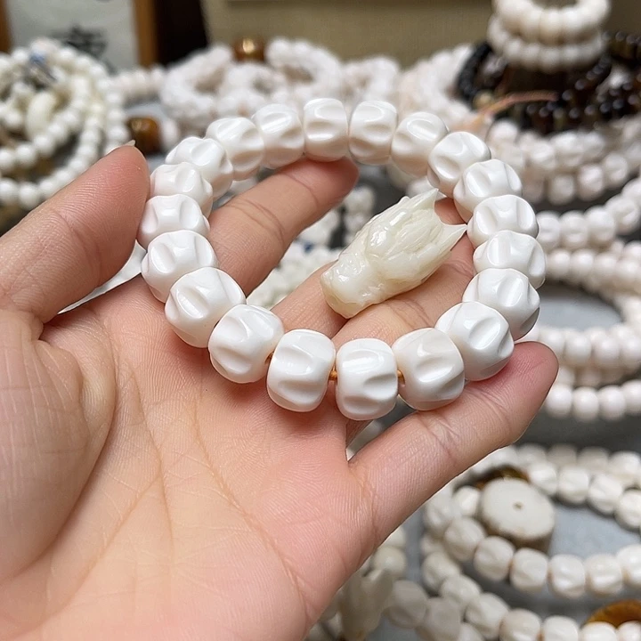 香榧木鹿角1.4百香精品龙头三通手串