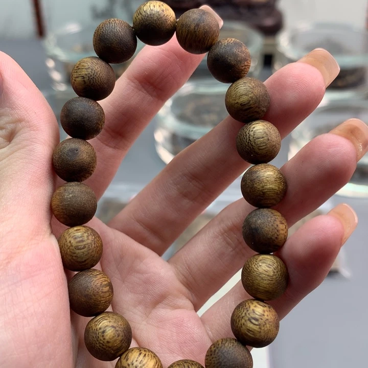 沉香手串1.0单圈手串