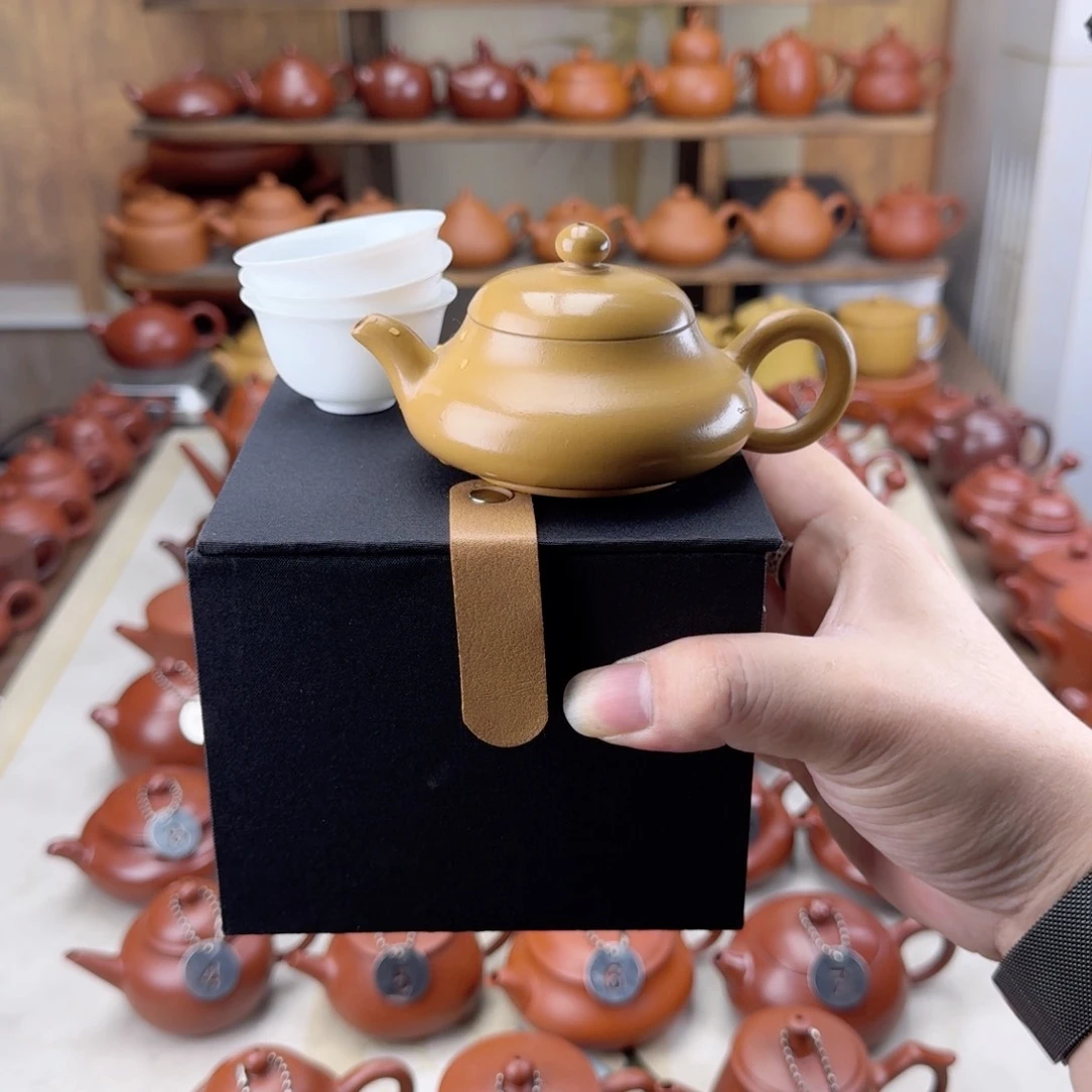 紫砂茶壶黄金段泥玉乳壶