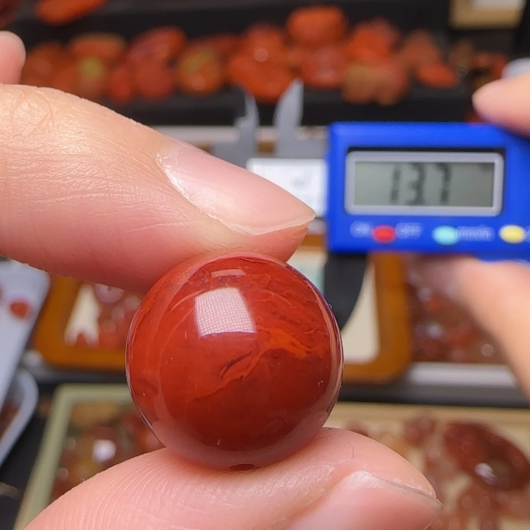 南红玛瑙未镶嵌颈饰