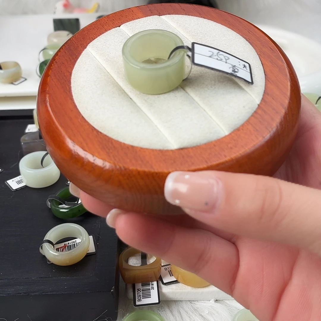 和田玉未镶嵌戒指Q57晴水圆切内径16.4