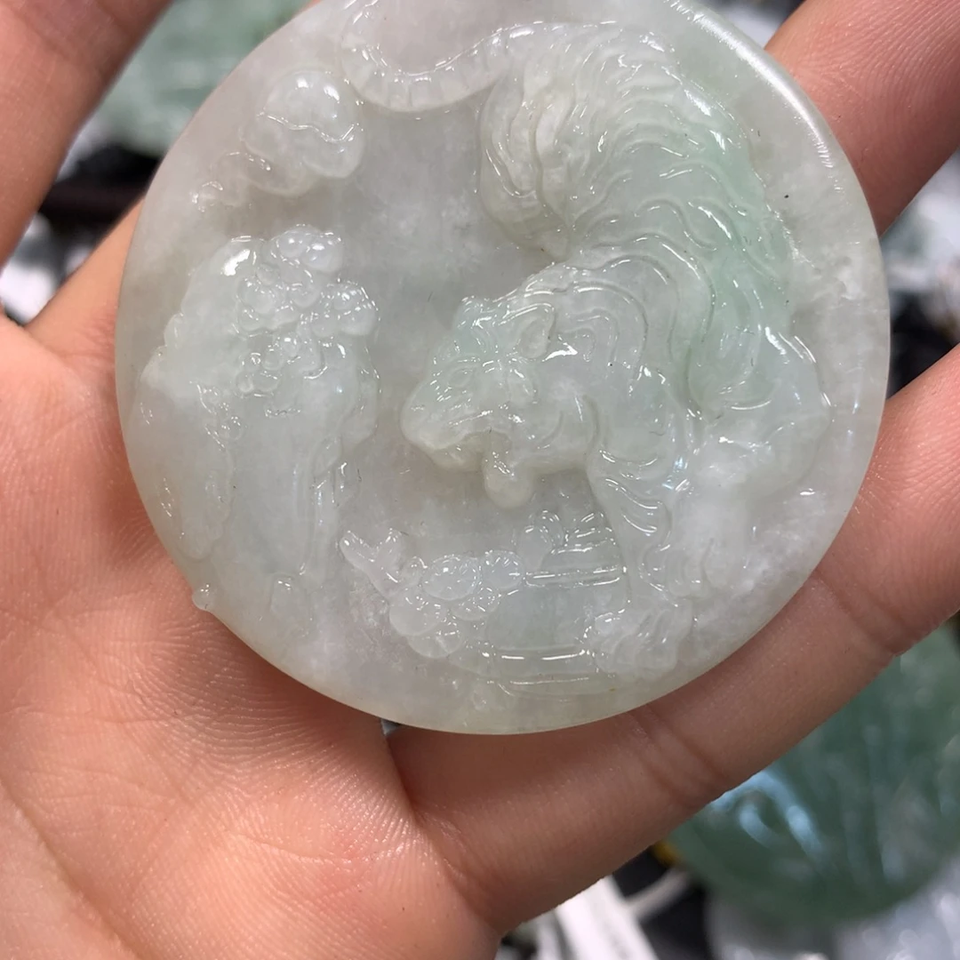 翡翠裸石翡翠首饰