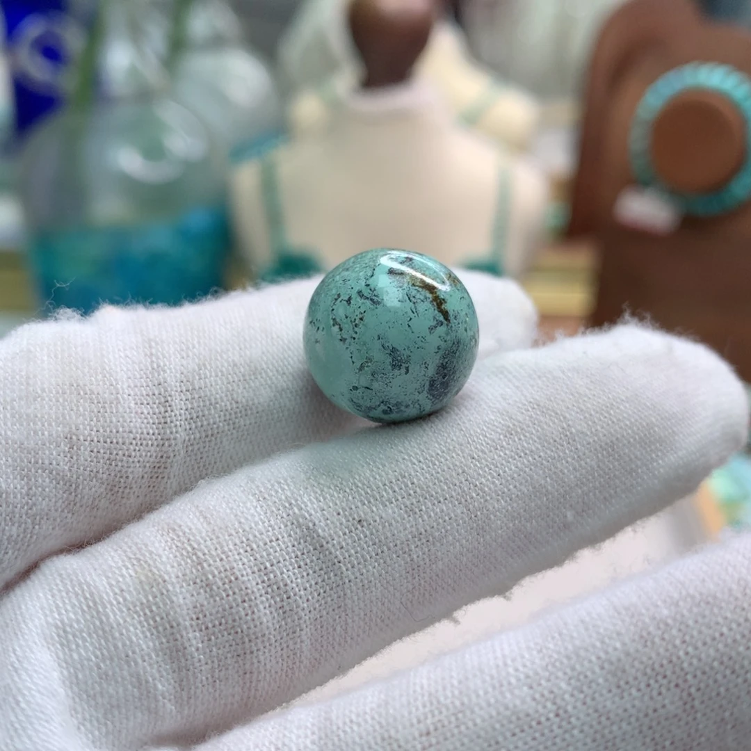 绿松石未镶嵌饰品