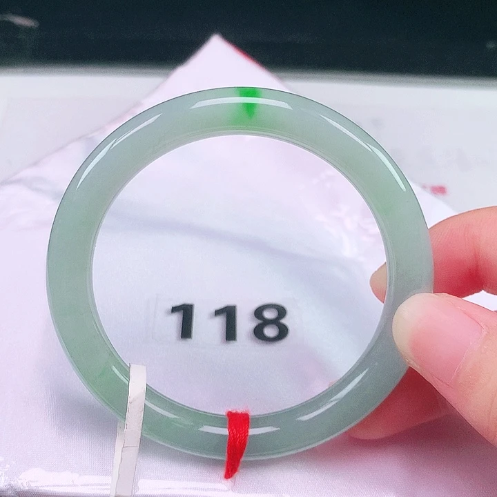 翡翠未镶嵌手镯翡翠手镯