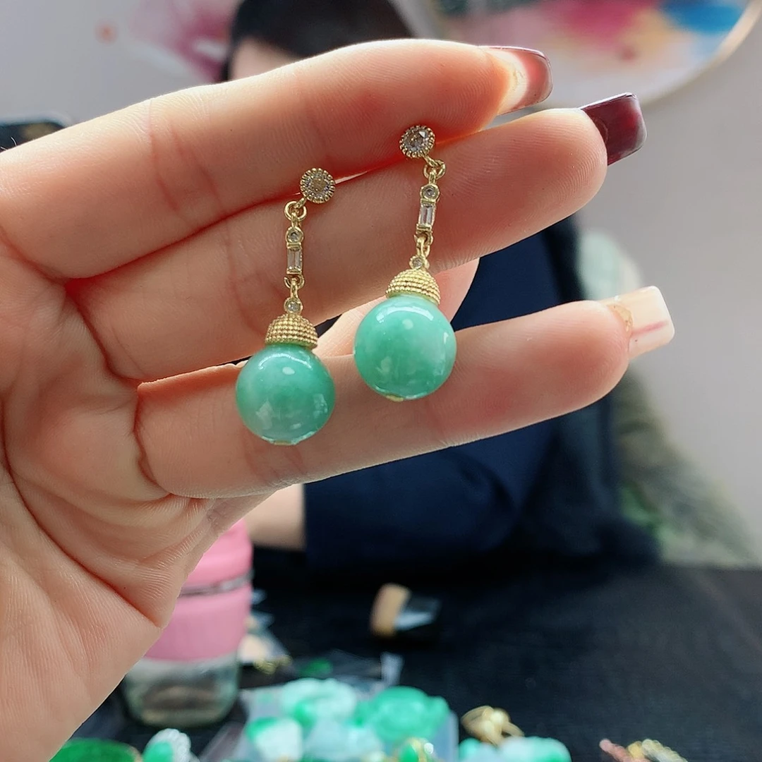 【闪购商品】翡翠耳饰未镶嵌，