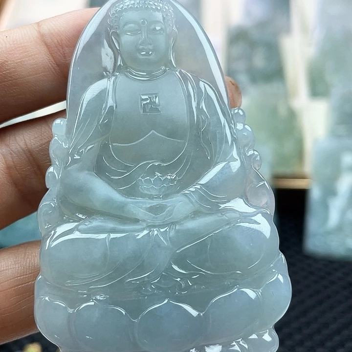 翡翠未镶嵌颈饰小***哥天然翡翠大日如来