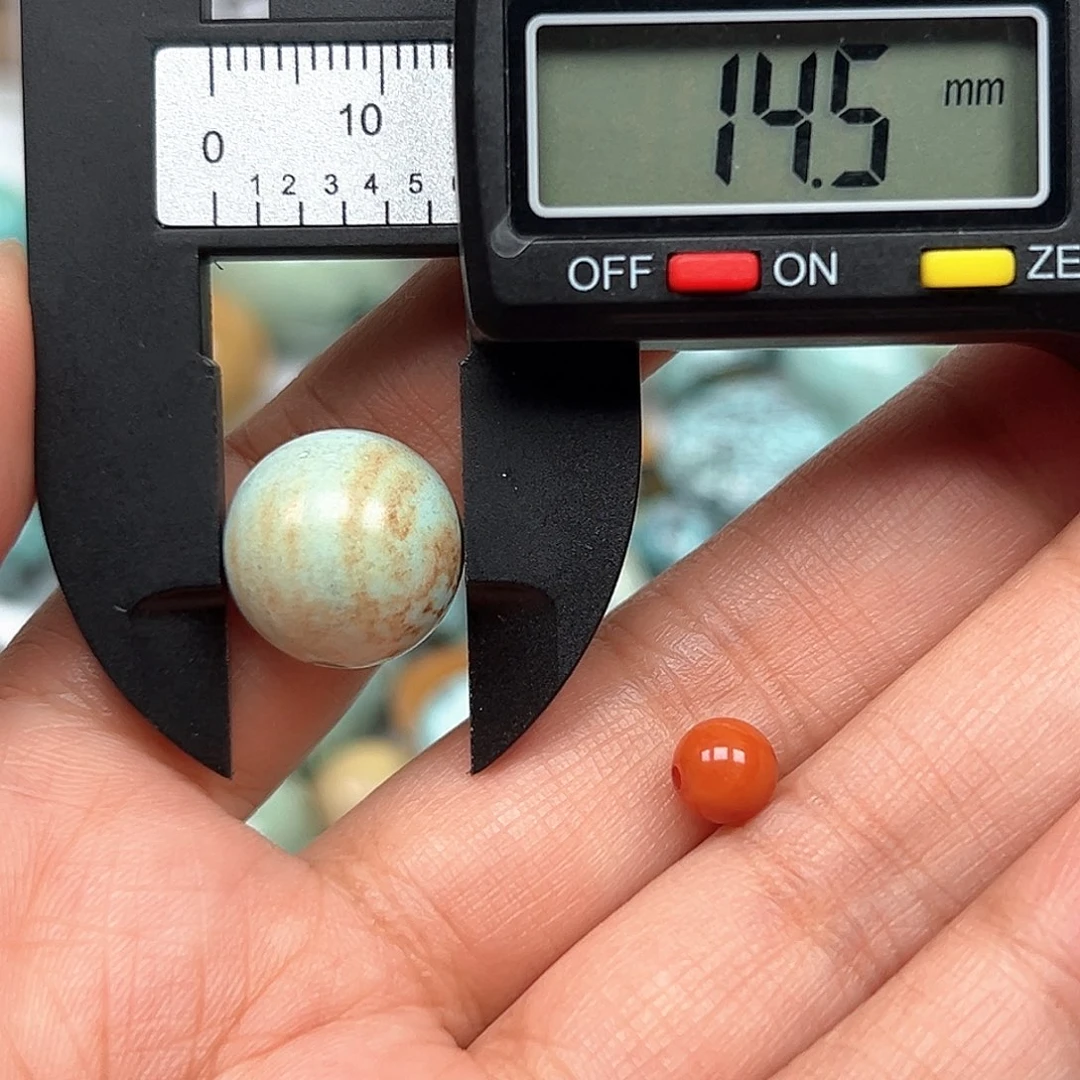 南红玛瑙未镶嵌珠宝奇石